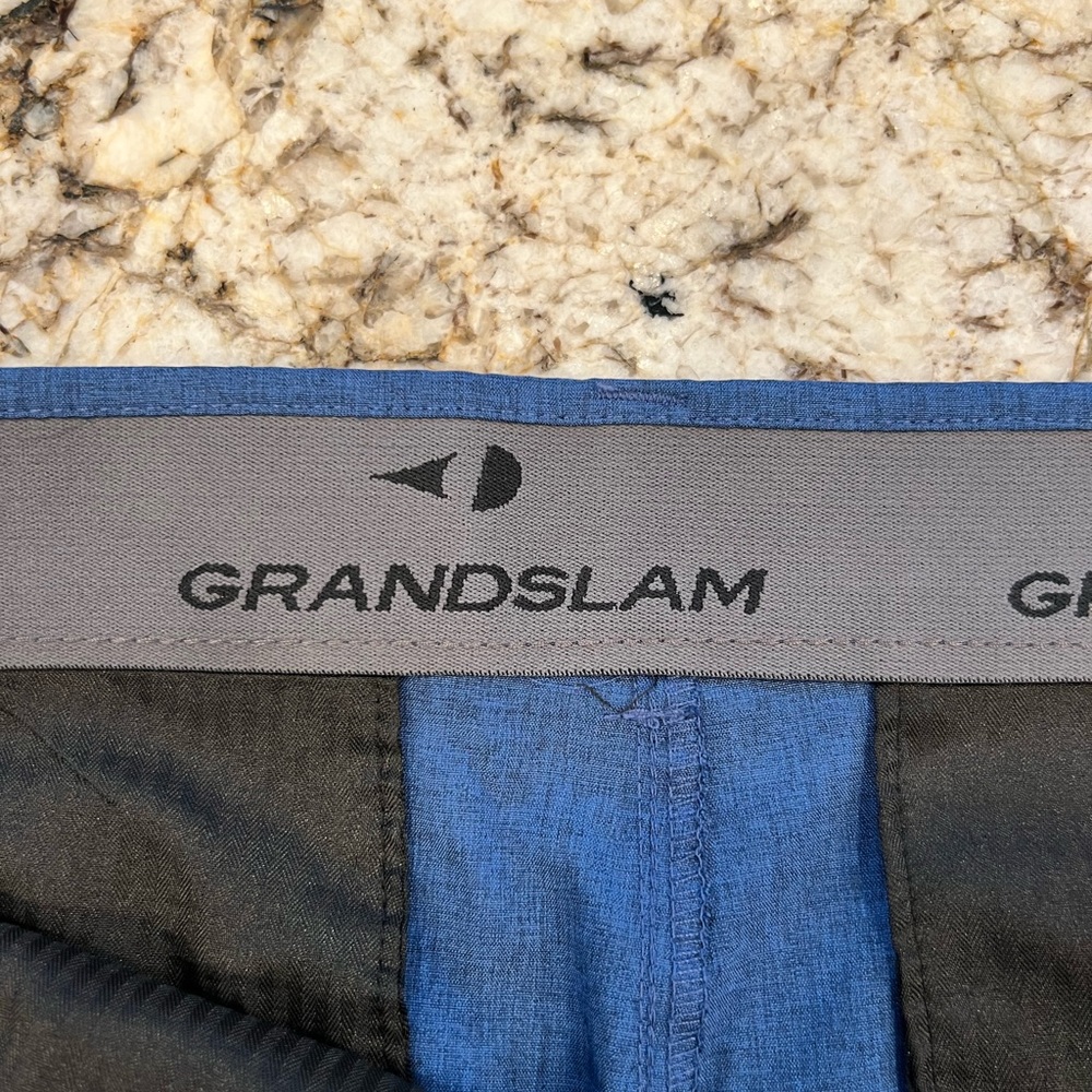 Golf shorts - Picture 3 of 3